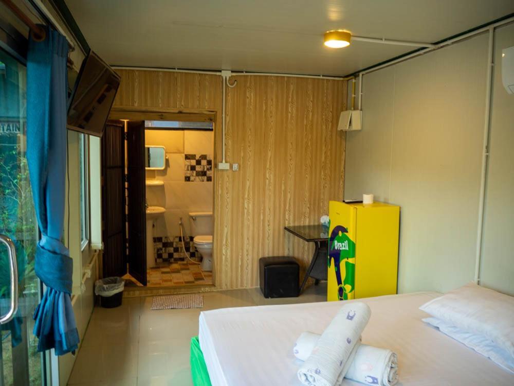 Beach Box Resort At Rimlay ラヨーン エクステリア 写真